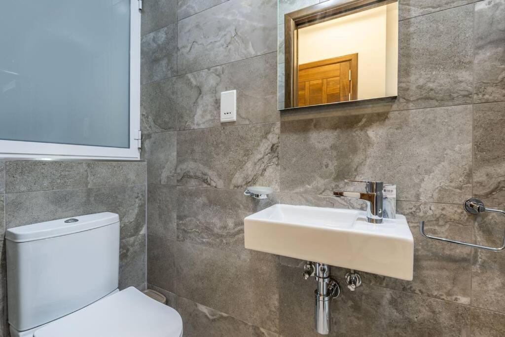 Nocturnal Elegance Apartment By Solea Sliema Bagian luar foto